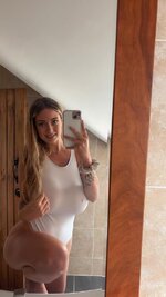 Hot OnlyFans cam babe Brooke Mills flaunts her big tits in a sexy compilation